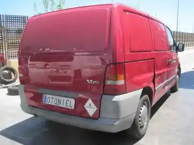 Veículo de Sucata mercedes                                           vito (w638) caja cerrada                                                                                                                                                                                                                                   110 cdi  (638.094)                                                                                                                                                                                                                                         do ano 2000 alimentado 611980