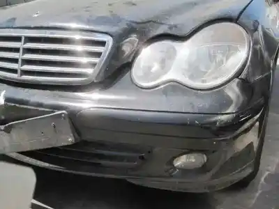 Здавання транспортного засобу mercedes-benz clase c (w203) berlina 200 cdi (la) (203.007) року 2000 потужний 646962