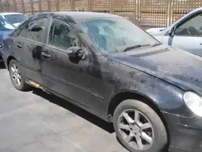 Здавання транспортного засобу mercedes-benz clase c (w203) berlina 200 cdi (la) (203.007) року 2000 потужний 646962