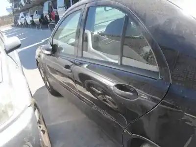 Здавання транспортного засобу mercedes-benz clase c (w203) berlina 200 cdi (la) (203.007) року 2000 потужний 646962