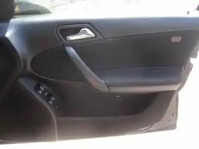 Здавання транспортного засобу mercedes-benz clase c (w203) berlina 200 cdi (la) (203.007) року 2000 потужний 646962
