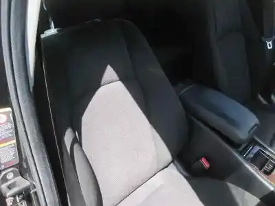 Здавання транспортного засобу mercedes-benz clase c (w203) berlina 200 cdi (la) (203.007) року 2000 потужний 646962