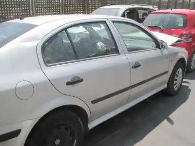Véhicule à la ferraille skoda octavia berlina (1u2) 1.9 tdi slx de l'année 2000 alimenté agr