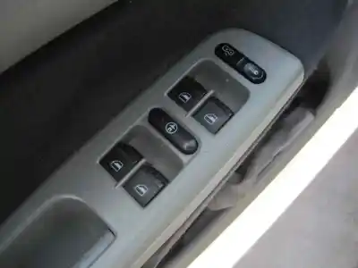 Véhicule à la ferraille skoda octavia berlina (1u2) 1.9 tdi slx de l'année 2000 alimenté agr