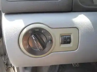 Véhicule à la ferraille skoda octavia berlina (1u2) 1.9 tdi slx de l'année 2000 alimenté agr