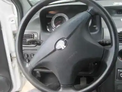 Vehicul casat tata indica 1.4 al anului 2011 alimentat 475 si 48