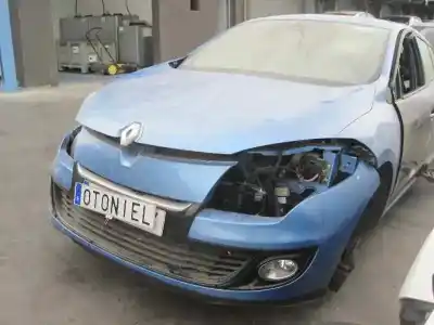 Sloopvoertuig renault megane iii berlina 5 p bose edition van het jaar 2013 aangedreven k9k j8