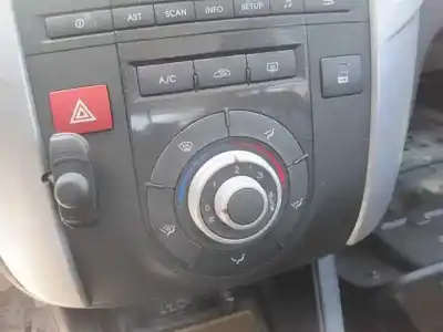 Veicolo di demolizione kia venga basic dell'anno 2010 alimentato g4fa-i