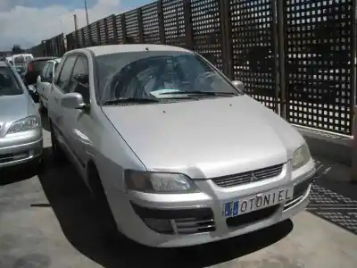Veículo de Sucata MITSUBISHI SPACE STAR (DG0) 1900 DI-D Avance do ano 2004 alimentado F9Q2 Veículo de Sucata MITSUBISHI SPACE STAR (DG0) 1900 DI-D Avance do ano 2004 alimentado F9Q2