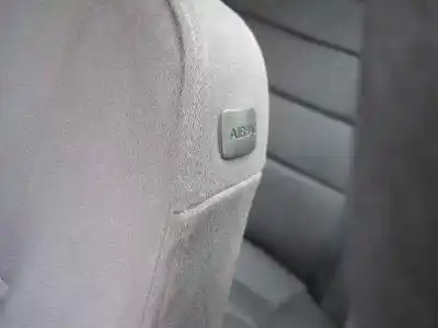 Здавання транспортного засобу audi a4 avant (b5) 1.9 tdi quattro року 1999 потужний afn