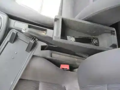 Здавання транспортного засобу audi a4 avant (b5) 1.9 tdi quattro року 1999 потужний afn