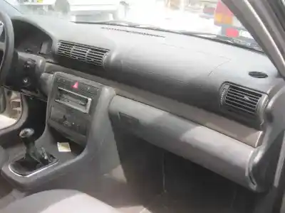 Здавання транспортного засобу audi a4 avant (b5) 1.9 tdi quattro року 1999 потужний afn