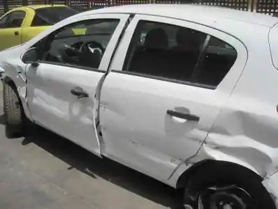 Veicolo di demolizione opel corsa d 1.3 16v cdti dell'anno 2012 alimentato a13dtc