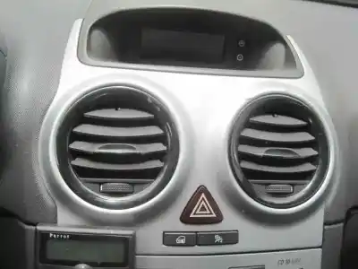 Veicolo di demolizione opel corsa d 1.3 16v cdti dell'anno 2012 alimentato a13dtc