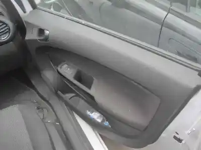 Veicolo di demolizione opel corsa d 1.3 16v cdti dell'anno 2012 alimentato a13dtc
