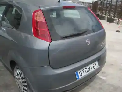 Здавання транспортного засобу fiat punto (evo) (199) dynamic року 2009 потужний 199a4000