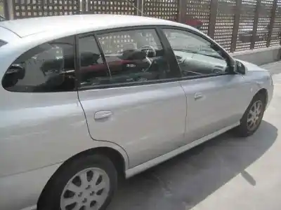 Veicolo di demolizione kia rio ipanema berlina dell'anno 2005 alimentato a5d