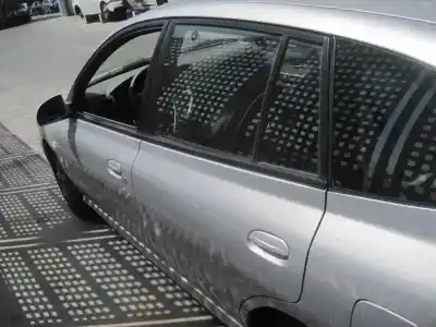 Veicolo di demolizione kia rio ipanema berlina dell'anno 2005 alimentato a5d