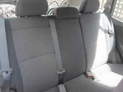 Veicolo di demolizione kia rio ipanema berlina dell'anno 2005 alimentato a5d