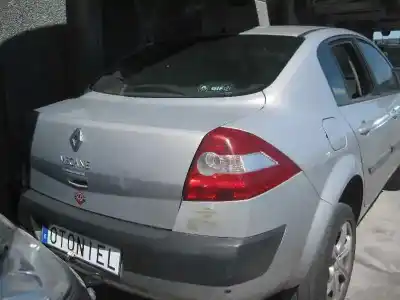 Здавання транспортного засобу renault megane ii classic berlina confort dynamique року 2004 потужний f9q b8