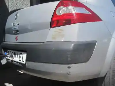 Здавання транспортного засобу renault megane ii classic berlina confort dynamique року 2004 потужний f9q b8