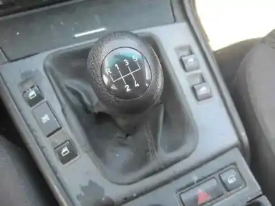 Veicolo di demolizione bmw serie 3 berlina (e46) 316i dell'anno 1999 alimentato m43b19tu