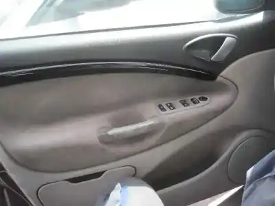 Veículo de Sucata citroen c5 berlina 2.0 exclusive do ano 2007 alimentado rhr