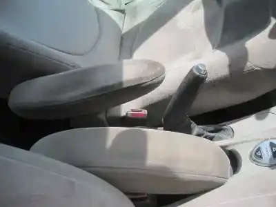 Veículo de Sucata citroen c5 berlina 2.0 exclusive do ano 2007 alimentado rhr