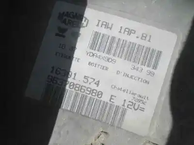 Sloopvoertuig peugeot 206 berlina xr van het jaar 2000 aangedreven kfx