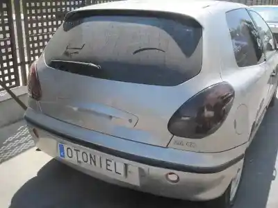 Verschrottungsfahrzeug fiat bravo (182) jtd 105 / 100 sx des jahres 2001 angetrieben 182b9000