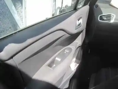 Здавання транспортного засобу citroen c4 lim. exclusive року 2011 потужний 