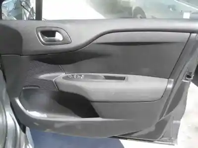 Здавання транспортного засобу citroen c4 lim. exclusive року 2011 потужний 