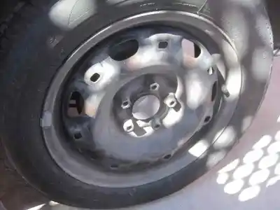 Vehicul casat volkswagen polo (9n3) advance al anului 2005 alimentat bky