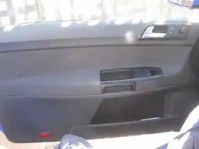 Vehicul casat volkswagen polo (9n3) advance al anului 2005 alimentat bky