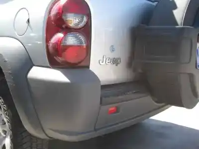 Veículo de Sucata chrysler jeep cherokee (kj) 2.8 crd extreme do ano 2005 alimentado d31c