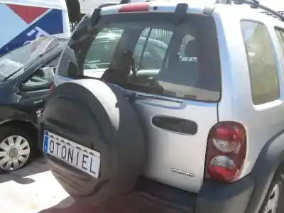 Veículo de Sucata chrysler jeep cherokee (kj) 2.8 crd extreme do ano 2005 alimentado d31c