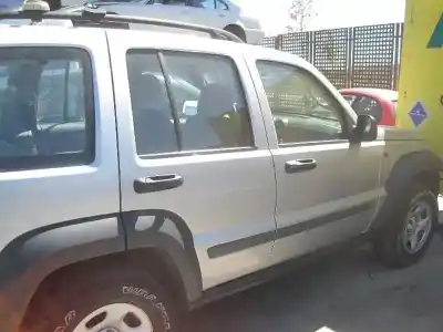 Veículo de Sucata chrysler jeep cherokee (kj) 2.8 crd extreme do ano 2005 alimentado d31c