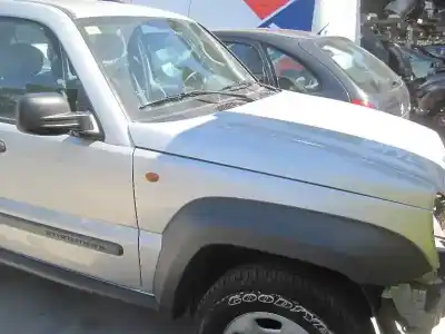 Veículo de Sucata chrysler jeep cherokee (kj) 2.8 crd extreme do ano 2005 alimentado d31c