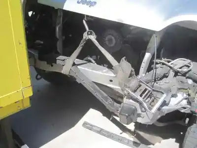 Veículo de Sucata chrysler jeep cherokee (kj) 2.8 crd extreme do ano 2005 alimentado d31c