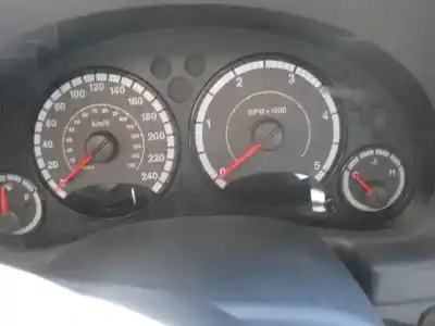 Veículo de Sucata chrysler jeep cherokee (kj) 2.8 crd extreme do ano 2005 alimentado d31c