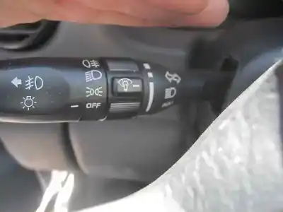 Veículo de Sucata chrysler jeep cherokee (kj) 2.8 crd extreme do ano 2005 alimentado d31c