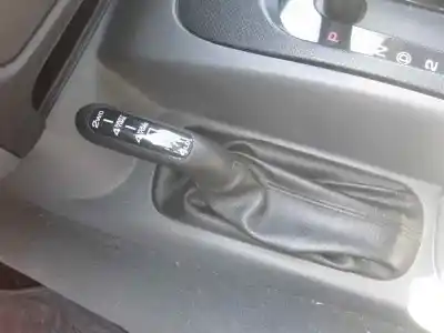 Veículo de Sucata chrysler jeep cherokee (kj) 2.8 crd extreme do ano 2005 alimentado d31c