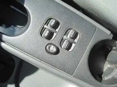 Veículo de Sucata chrysler jeep cherokee (kj) 2.8 crd extreme do ano 2005 alimentado d31c