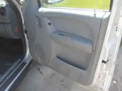 Veículo de Sucata chrysler jeep cherokee (kj) 2.8 crd extreme do ano 2005 alimentado d31c