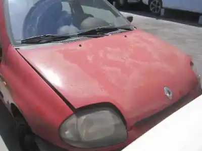 Veicolo di demolizione renault clio ii fase i (b/cbo) 1.2 dell'anno 1999 alimentato d7f d7