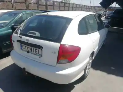 Vehicul casat kia rio ipanema berlina al anului 2002 alimentat a5d