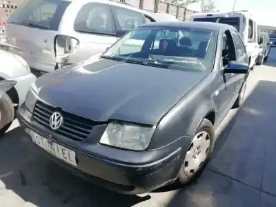 Утилизация автомобиля VOLKSWAGEN BORA BERLINA (1J2) 1.9 TDI года 2003 питание ASV