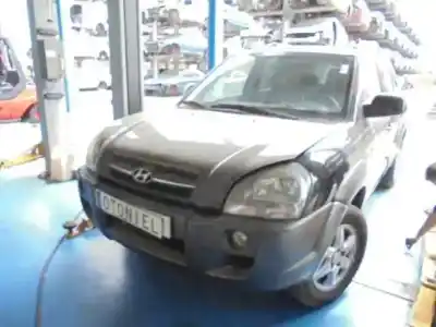Verschrottungsfahrzeug hyundai tucson (jm) 2.0 crdi comfort (4wd) des jahres 2004 angetrieben d4ea