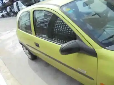 Veicolo di demolizione opel corsa b eco dell'anno 2000 alimentato x10xe