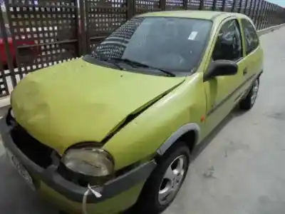 Veicolo di demolizione opel corsa b eco dell'anno 2000 alimentato x10xe